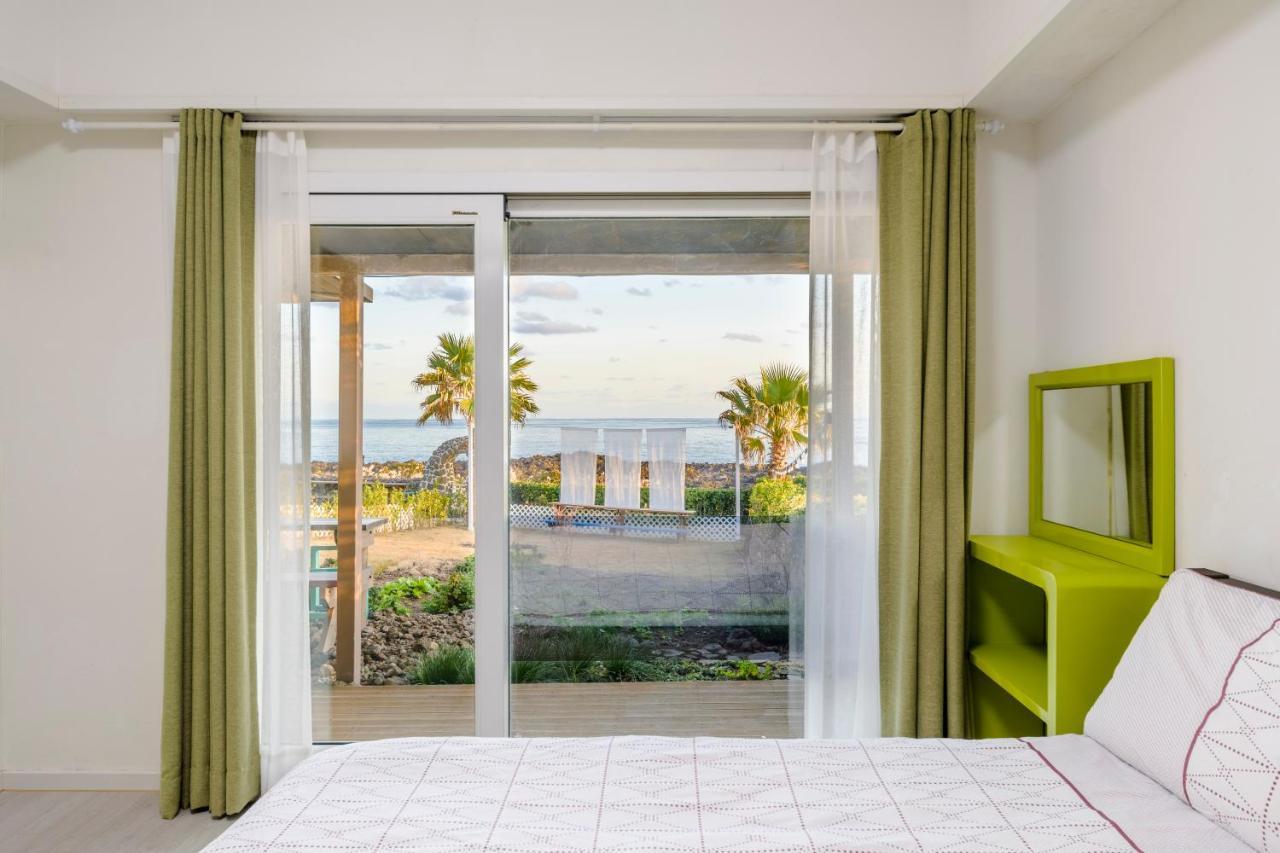 Jeju Turning Point Pension Seogwipo Ngoại thất bức ảnh
