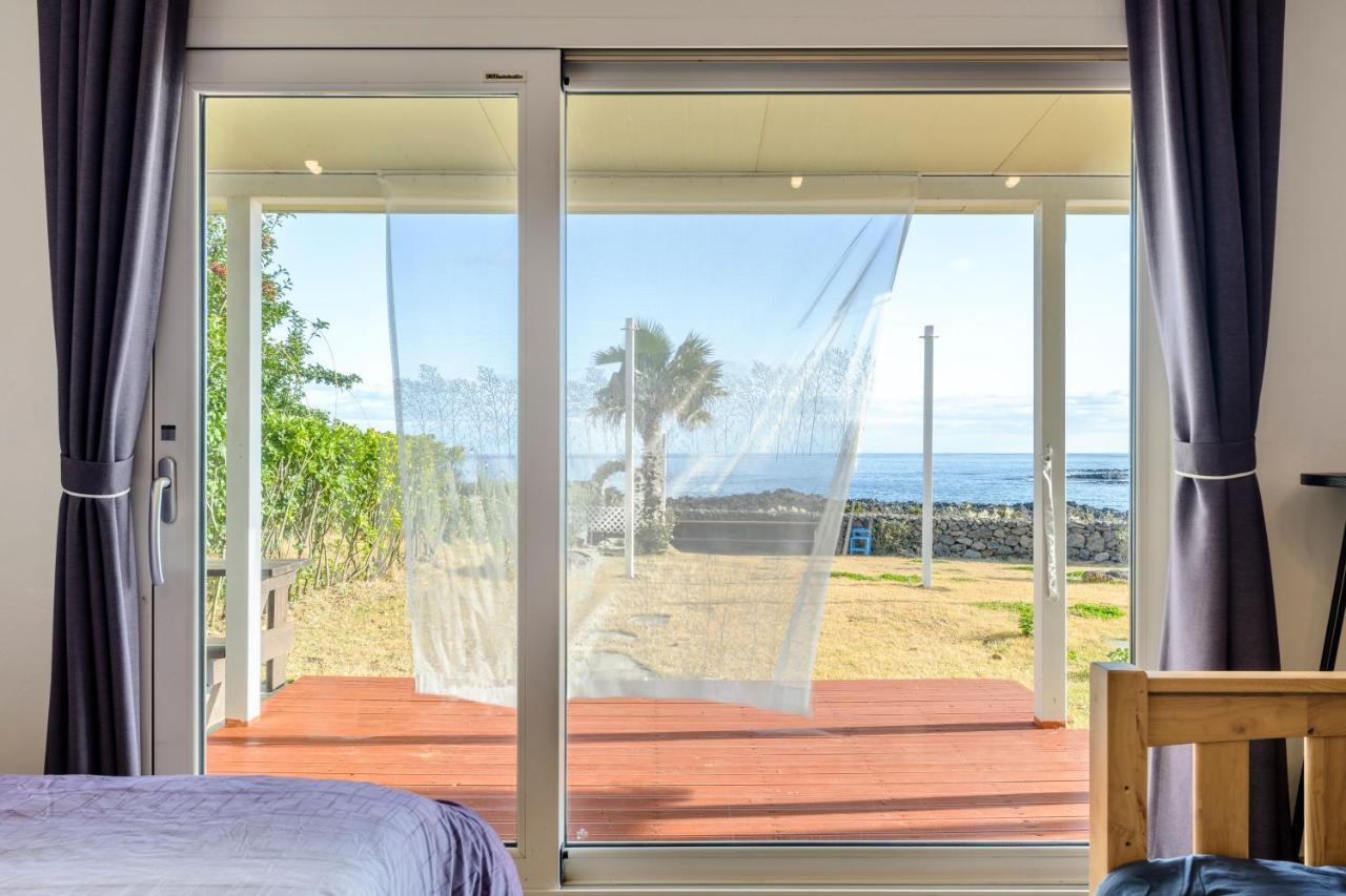 Jeju Turning Point Pension Seogwipo Ngoại thất bức ảnh
